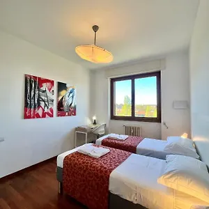 Green Guest House Гостевой дом Милан
